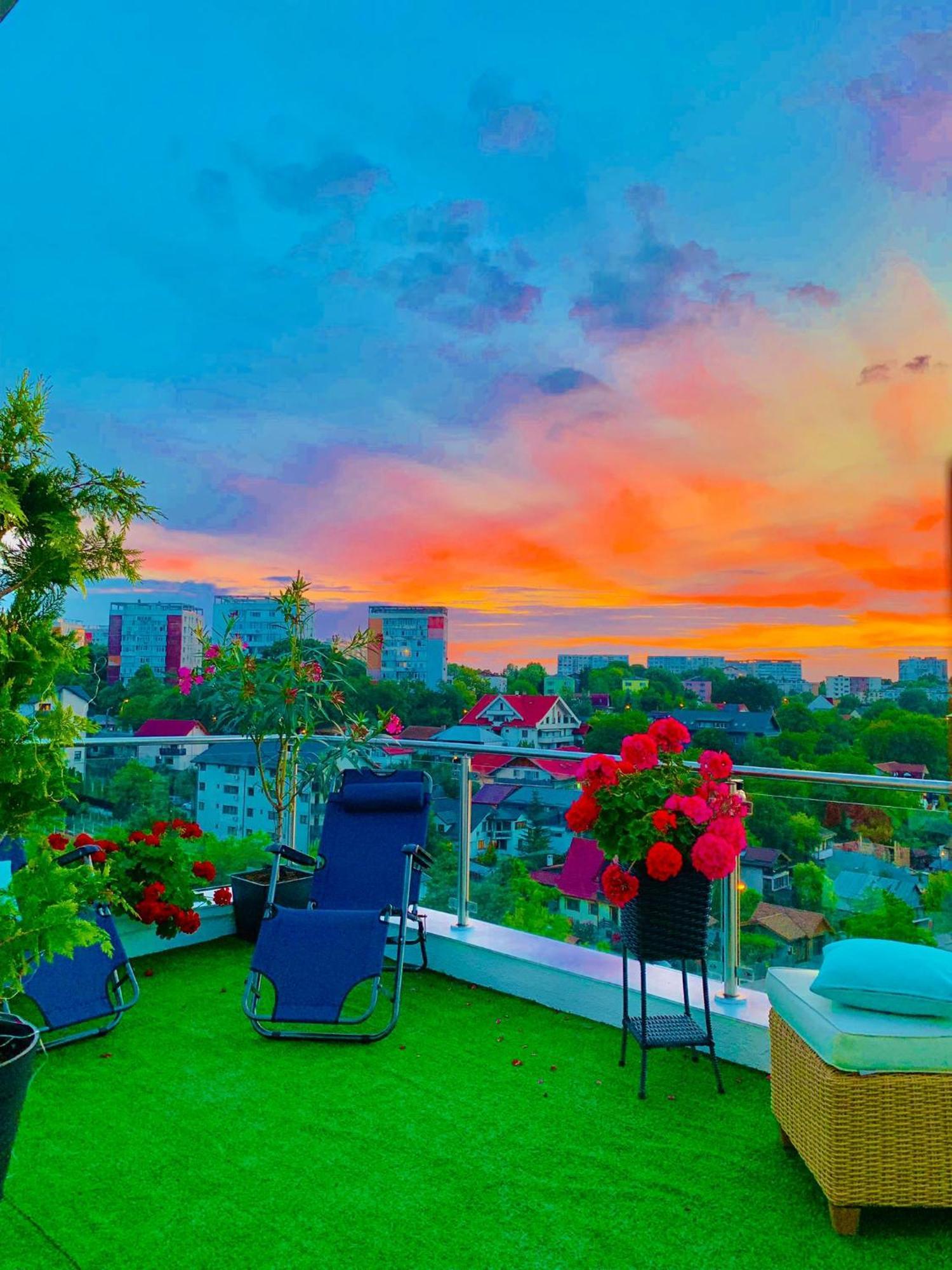 Penthouse View Aeroport Iasi Apartment Exterior photo